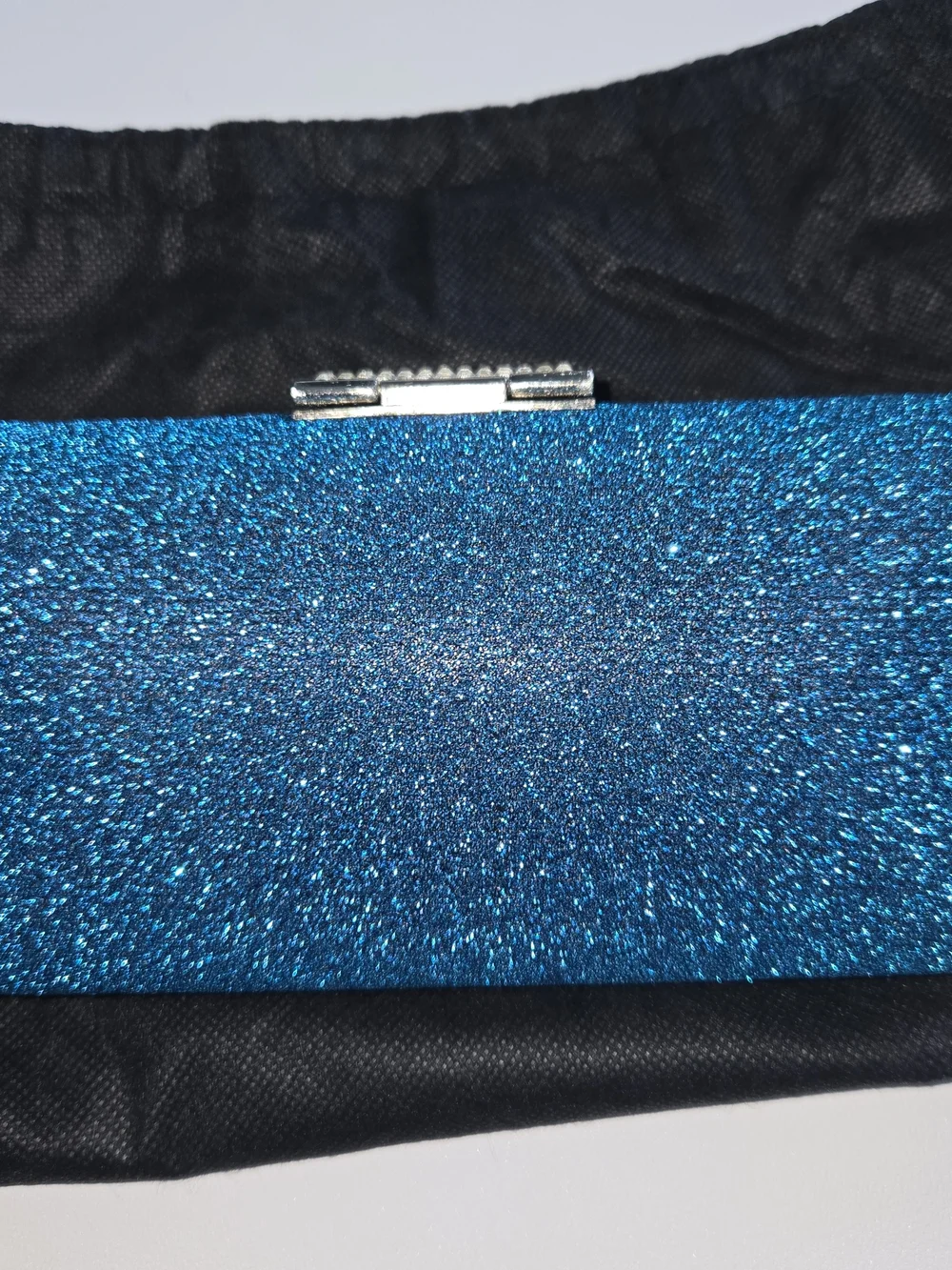 NWT Blue Sparkle Evening Clutch with Silver Rhinestone Accent Womens Accessories - Picture 2 of 9